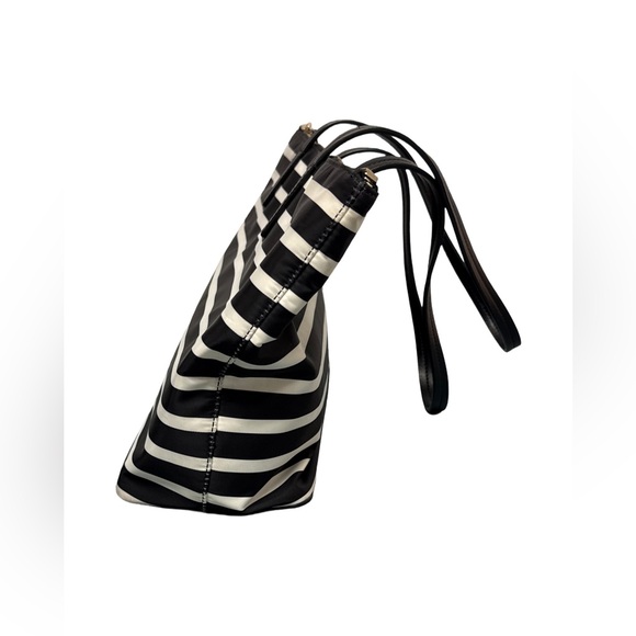Kate Spade ‼️ Black & White Striped Nylon Shoulder Tote Bag - Picture 7 of 12
